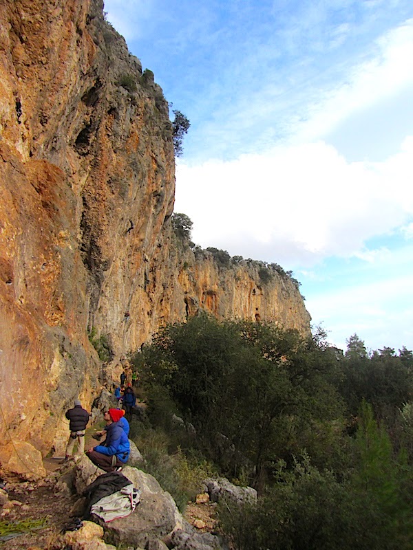 Vilimantas belaying Gedas on Noir Desir 7a+