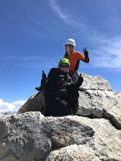 Idoia and Rūta on Aigulle du Tour