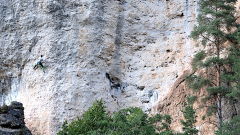 Povilas on "Vague a l'ame" (7b+). Such determination!