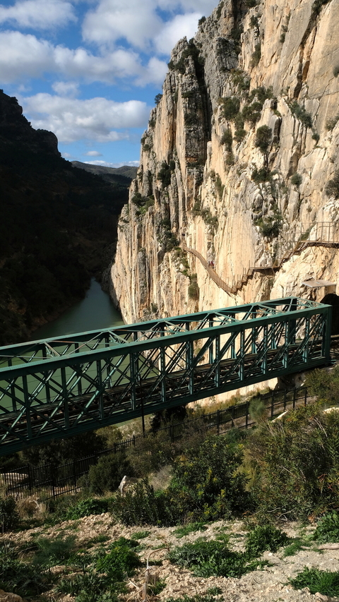 Caminito del Rey and train tracks to Makinodromo